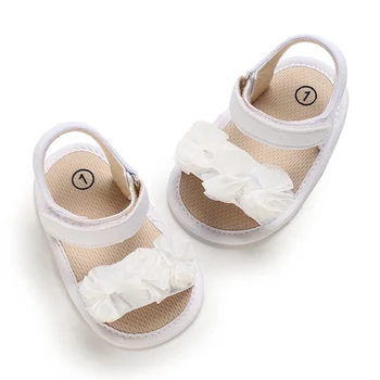 Darling Baby Girl baltos basutės: gėlėmis puošti kūdikių bateliai 0-15 mėnesių
