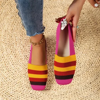 Pavasario moteriški batai 2024 Nauji mišrios spalvos moteriški plokšti batai Tinklelis Kvėpuojantys laisvalaikio batai Šviesūs patogūs moteriški vaikščiojimo batai