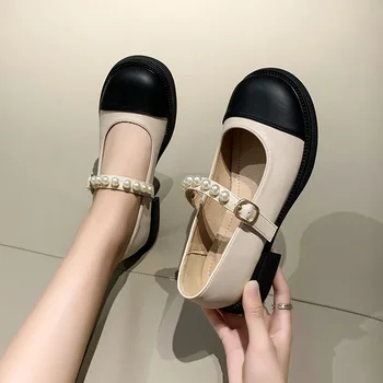 Pearl Mary Jane batai moterims 2024 Nauja diržo sagtis maži odiniai batai kvadratinis kulnas sekli burna Moterys vaikščiojimo platformos batai