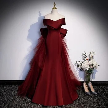 Wine Red Fishtail vakarinė suknelė, moteriškas Bel Canto solo vokalinio meno egzaminas, tostingas metinio susitikimo vedėjas, vieno peties šviesios vestuvės